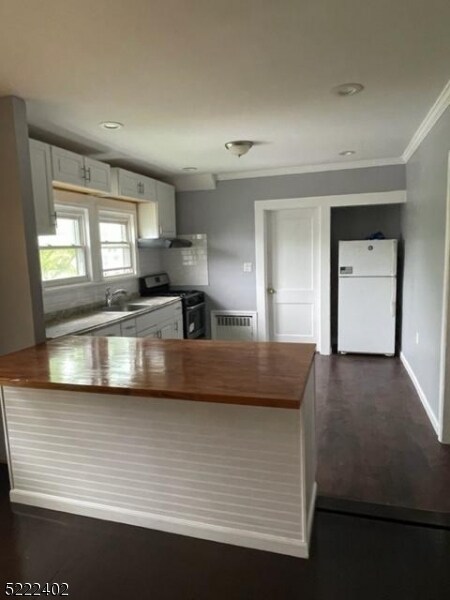 Building Photo - 8 Malvern Pl