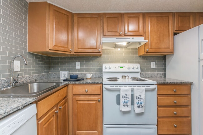 Building Photo - The Arts Apartments at West Napoleon
