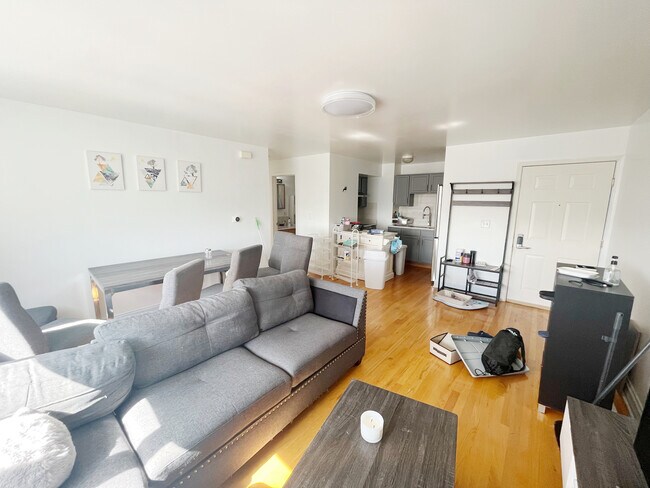 Foto del edificio - 1828 S Wentworth Ave