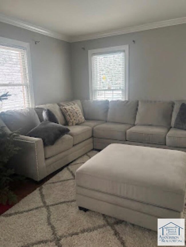 Building Photo - 1715 Mulberry Rd