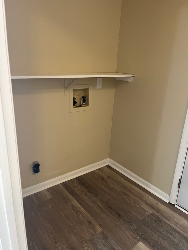 Foto del edificio - 712 W Sagefield Dr