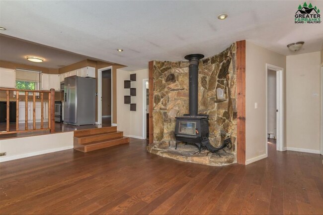 Foto del edificio - Cozy 3BR Home in Quiet Neighborhood – Garage, Pets Welcome!