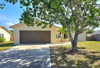 Building Photo - 3848 Featherwood Trail