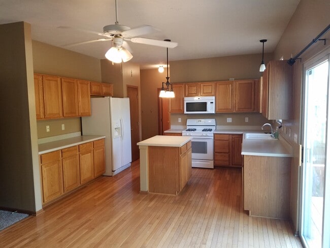 Photo - 15720 Berry St House