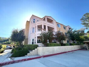 Building Photo - 2550 San Gabriel Way