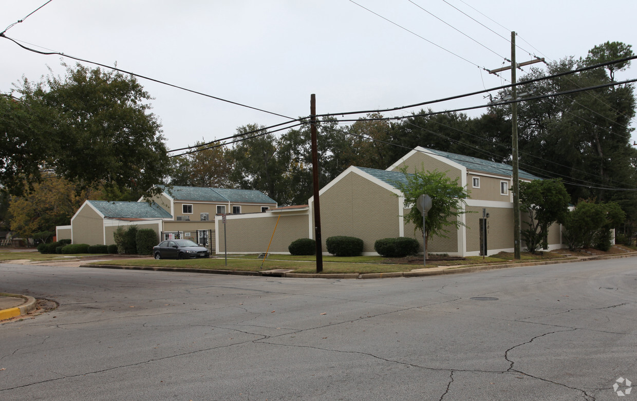 Primary Photo - Beasley Town Homes