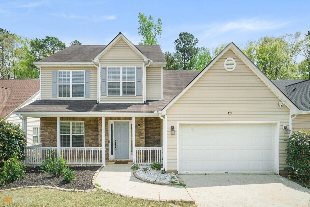 Primary Photo - 240 Lake Valley Dr SW