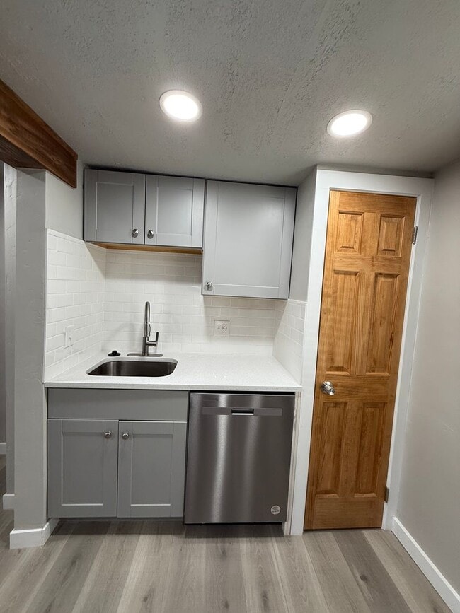 Photo - Holladay One Bedroom; 700 sq ft; Remodeled Apartment