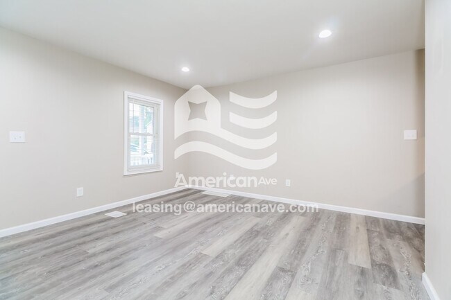 Foto del edificio - 235 Burton Ave