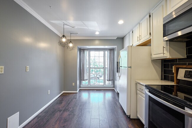 Foto del edificio - 58 Silver Moon Dr