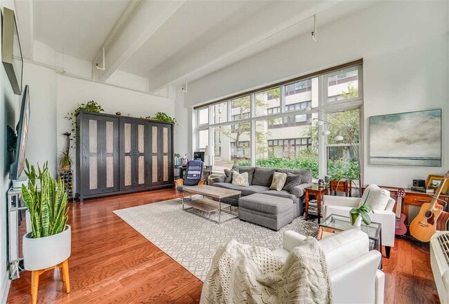Foto del edificio - 1500 Hudson St