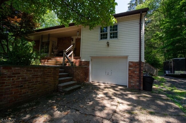 Building Photo - 29 Walker Dr