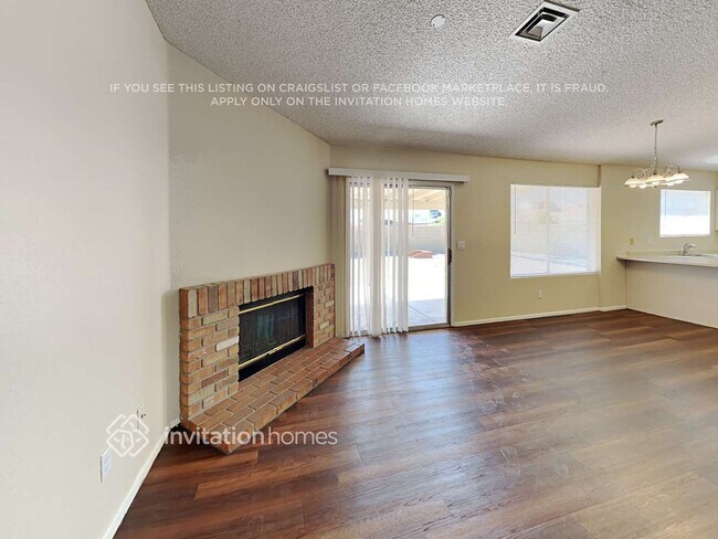 Foto del edificio - 11102 N 79th Ave
