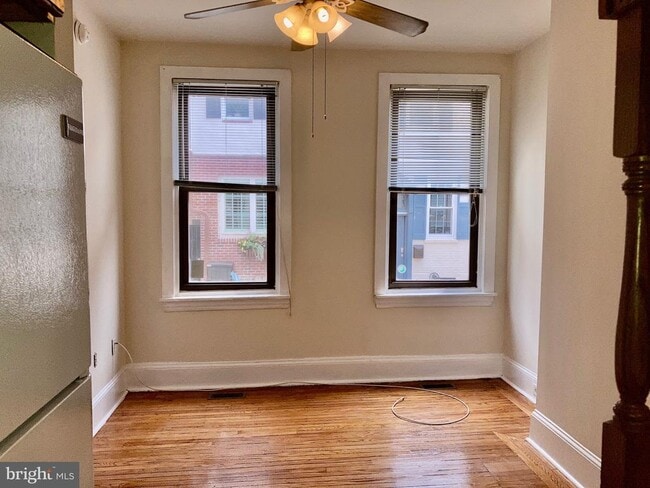 Foto del edificio - 330 S Hicks St