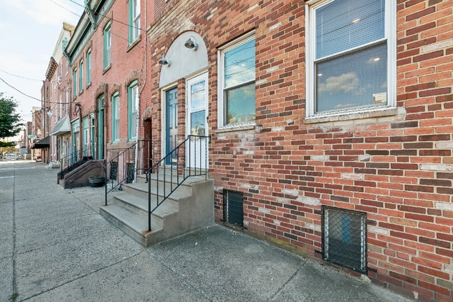 Photo - 2602 E Lehigh Ave Apartment