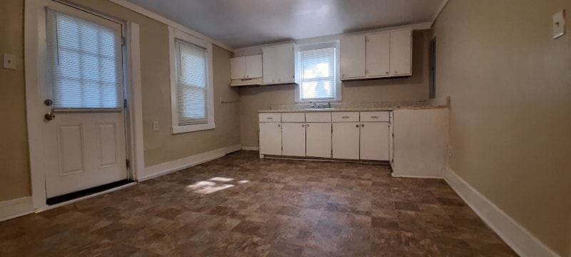 Photo - 3009 Clifton Ave