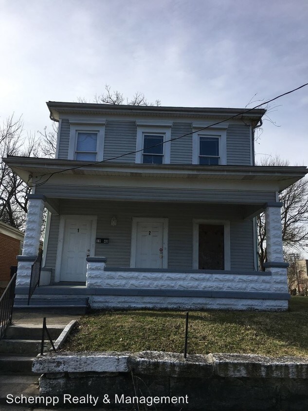 Primary Photo - 1940 W Chestnut St