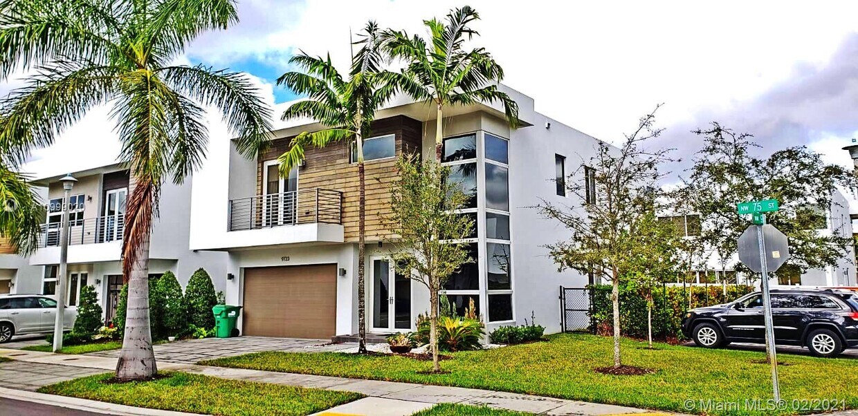 9723 NW 75th St, Doral, FL 33178 House Rental in Doral, FL