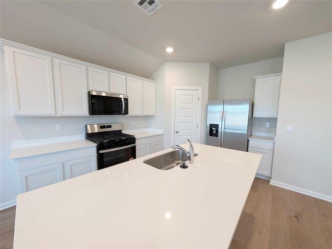 Foto del edificio - 2917 Ember Dr