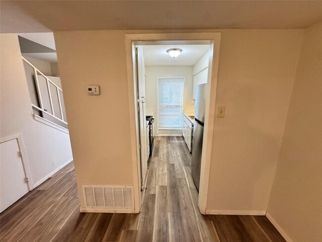 Foto del edificio - 3822 Southway Dr