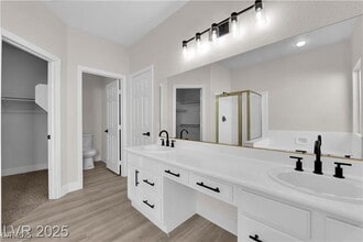 Building Photo - 632 Hitchen Post Dr