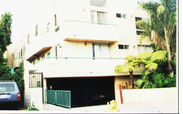 Foto del edificio - 6032 Barton Ave