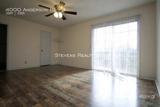 Building Photo - 4000 Anderson Rd
