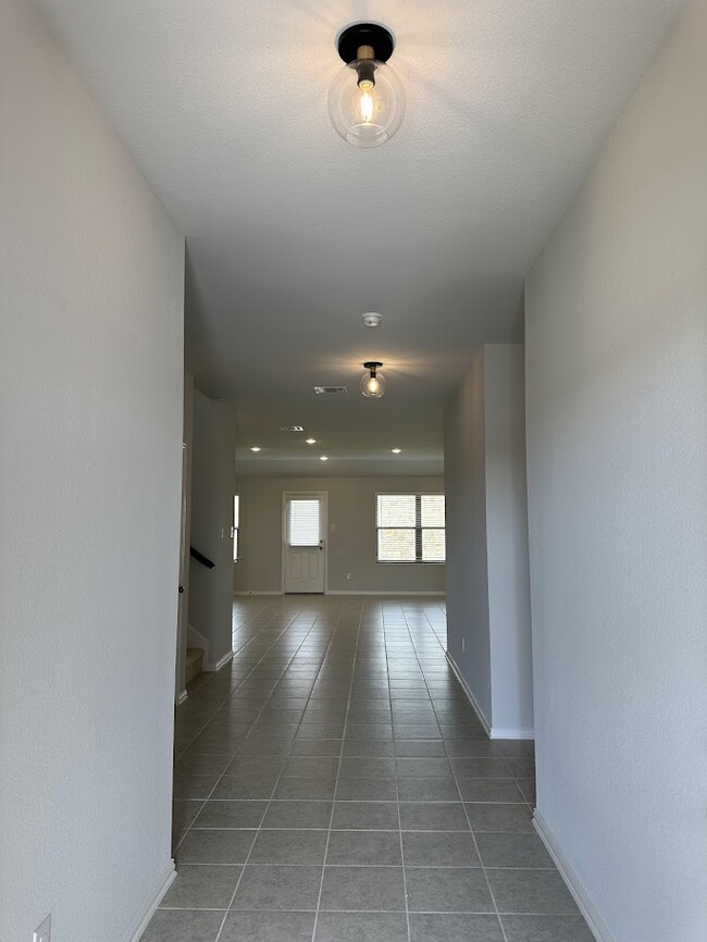 Entry way - 1439 Golden Meadow Dr