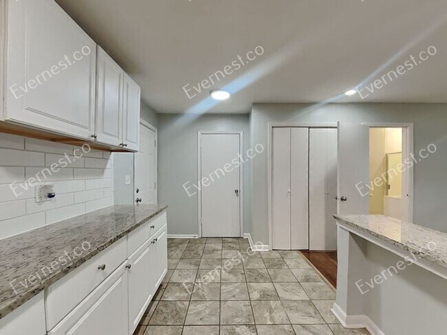 Foto del edificio - 1788 Thomasville Dr SE
