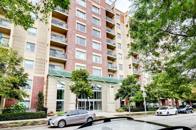 Building Photo - 100 N Hermitage Ave