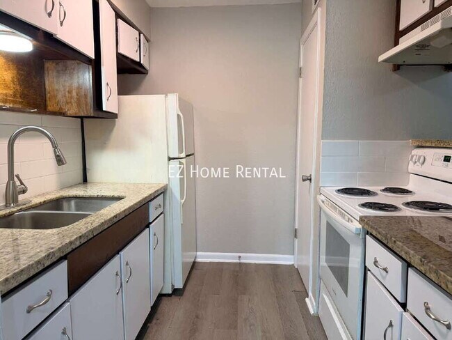 Foto del edificio - 2101 6th Ave N