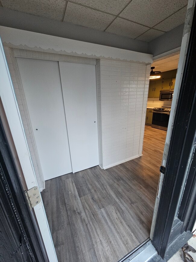 Building Photo - 659 Andrews Rd