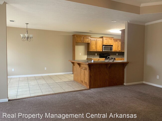Building Photo - 3 br, 2 bath House - 2404 Canterbury Court