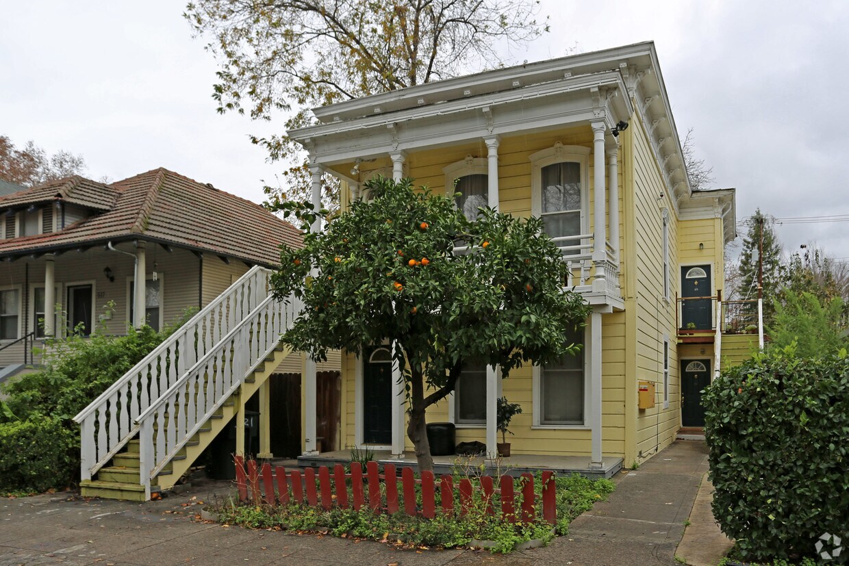 Building Photo - 519 U St
