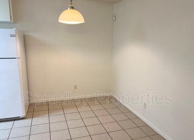 Foto del edificio - 406 N Loop 121