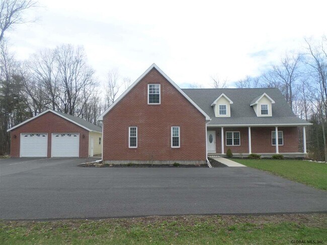 Building Photo - 632 NY-146A