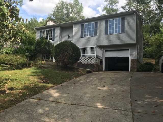 Front House - 3512 Greywood Dr