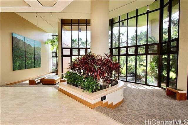 Building Photo - 5333 Likini St