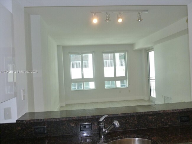 Foto del edificio - 7350 SW 89th St