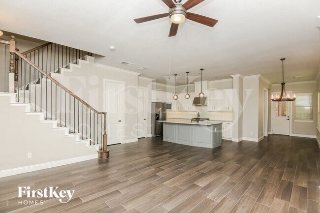 Foto del edificio - 13725 Parkline Wy