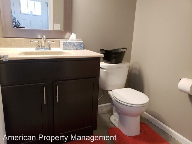 Foto del edificio - 4 br, 4.5 bath House - 910 Osage St. B