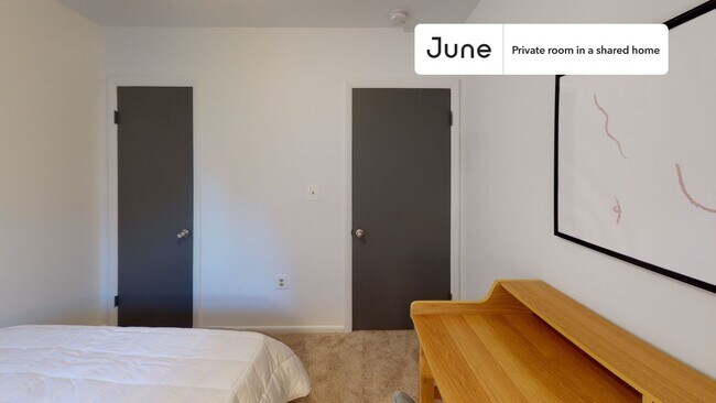 Foto del edificio - Room in Shared 5 bed/2 bath home in Logan Circle