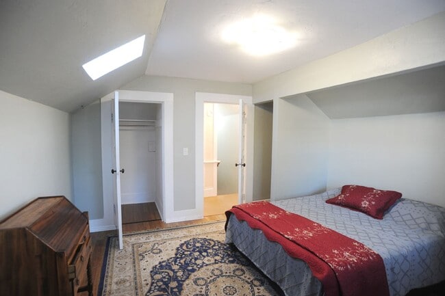 Building Photo - 1745 3rd St