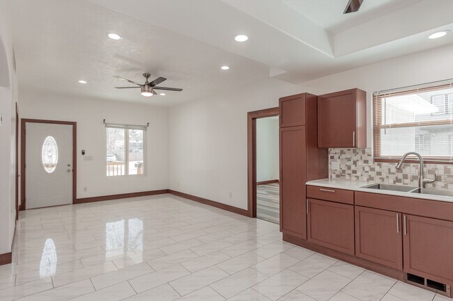 Foto del edificio - 1529 S 9th St