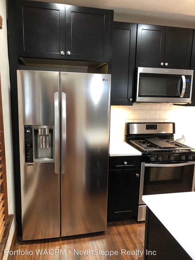 Building Photo - 5 br, 2 bath Apartment - 165 Tompkins