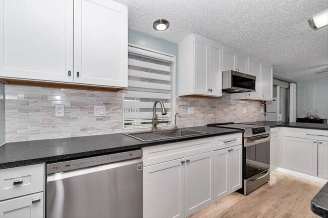 Foto del edificio - 5839 SW 59th St