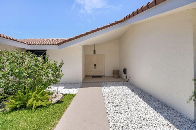 Foto del edificio - 902 Foxpointe Cir