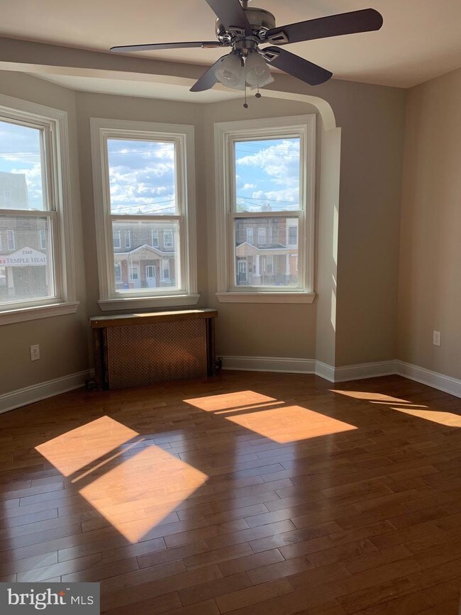 Foto del edificio - 2339 E Allegheny Ave