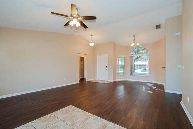 Foto del edificio - 1451 Stoneywood Way