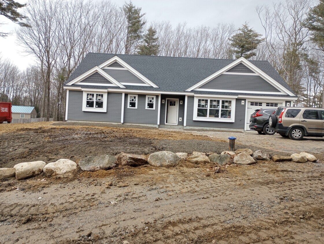 Primary Photo - 20 Larch Dr
